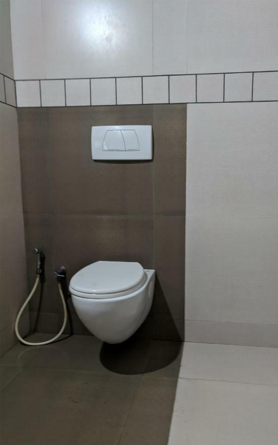 Adri Chembra Hostel Meppādi Buitenkant foto